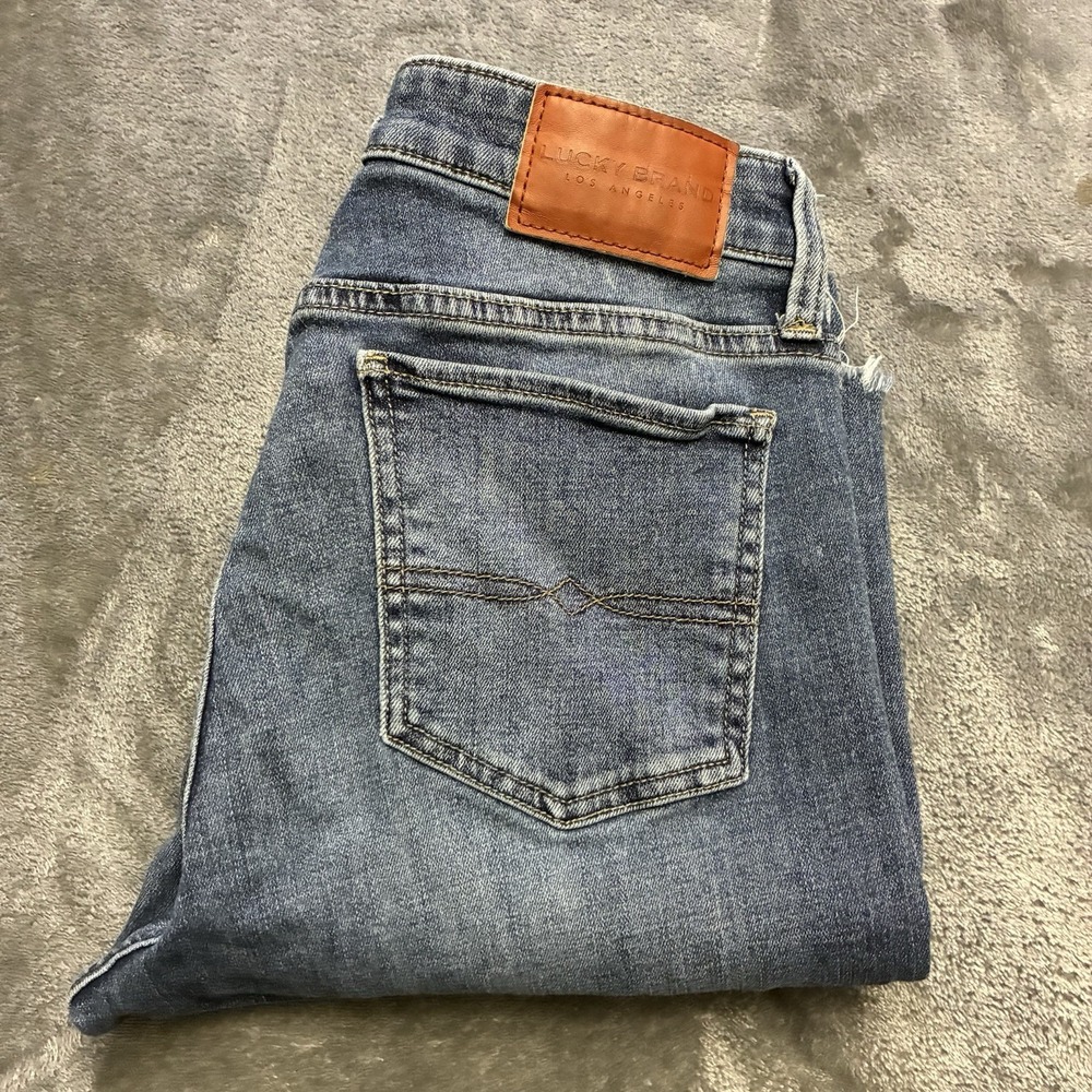 Lucky Brand Sweet Bootcut Jeans Women 8/29 Blue Excellent Raw‎ Hem Distressed